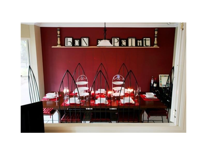 64 Noffke Ct, Logan Reserve QLD 4133