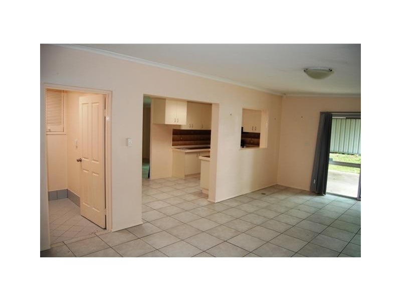 12 Straight Drive, Browns Plains QLD 4118
