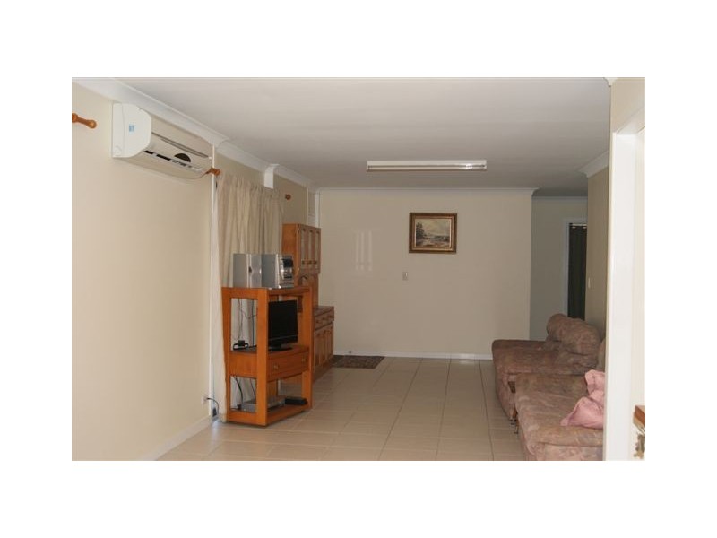 17 Bywater Street, Hillcrest QLD 4118