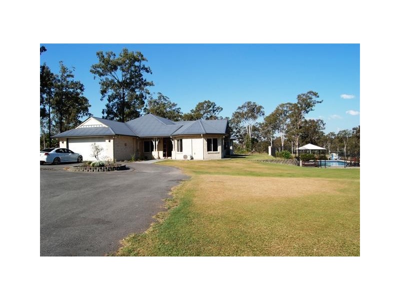 642 Middle Road, Greenbank QLD 4124