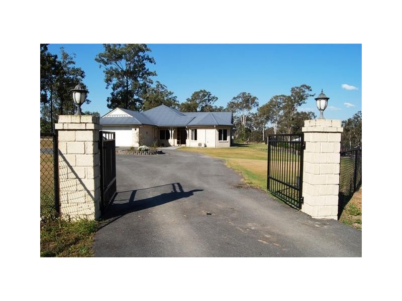 642 Middle Road, Greenbank QLD 4124