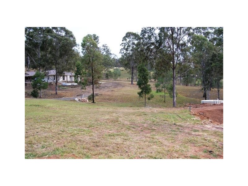 9-11 The Bluff Ct, Cedar Vale QLD 4285