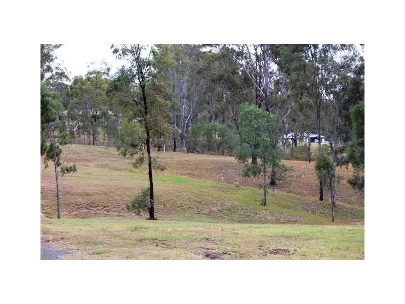 9-11 The Bluff Ct, Cedar Vale QLD 4285