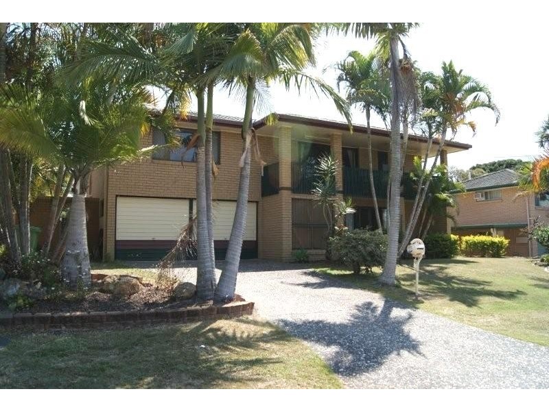 92 Conifer Street, Hillcrest QLD 4118