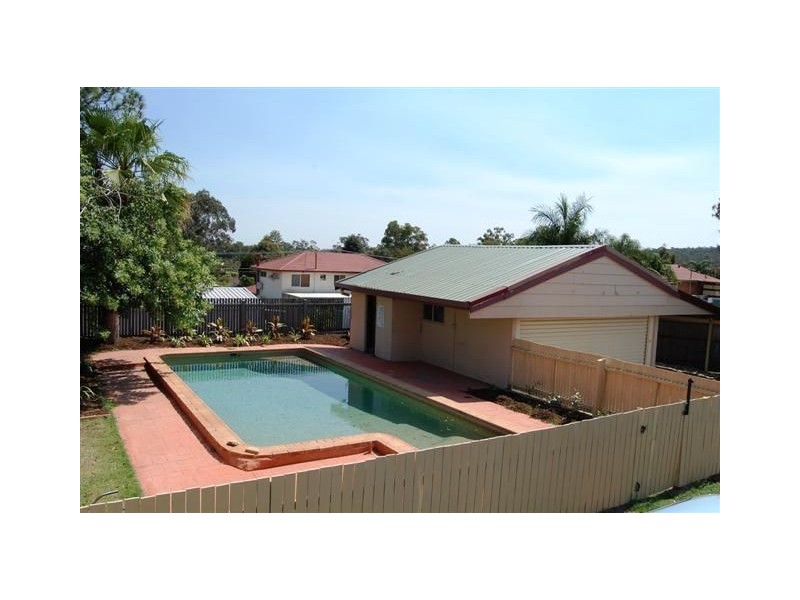13 Woodview Street, Browns Plains QLD 4118