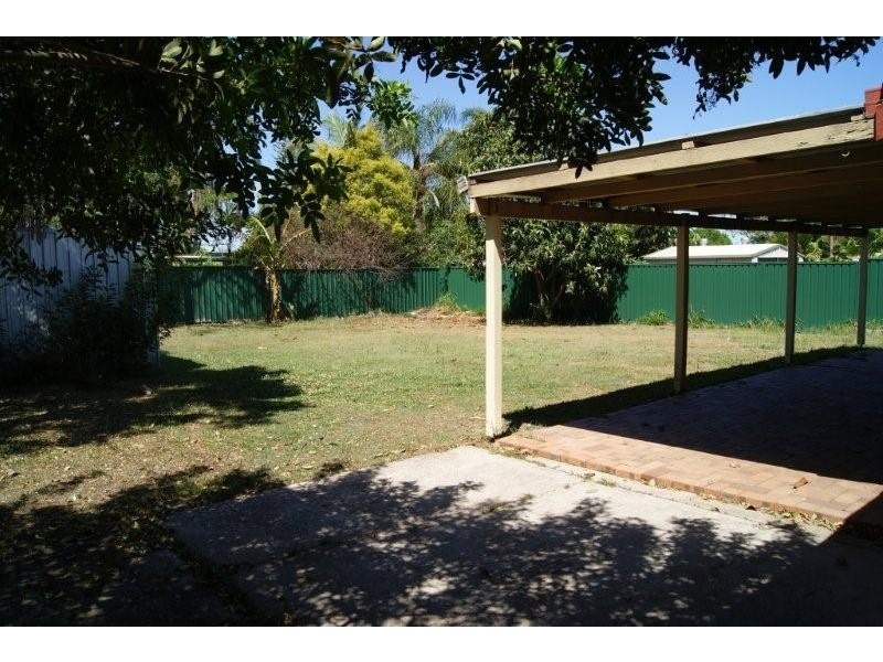 19 Whitcomb Street, Hillcrest QLD 4118