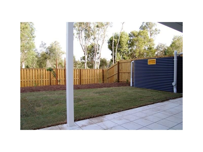 1 Emerald Court, Emerald Drive, Regents Park QLD 4118