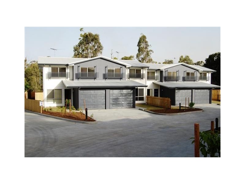 1 Emerald Court, Emerald Drive, Regents Park QLD 4118