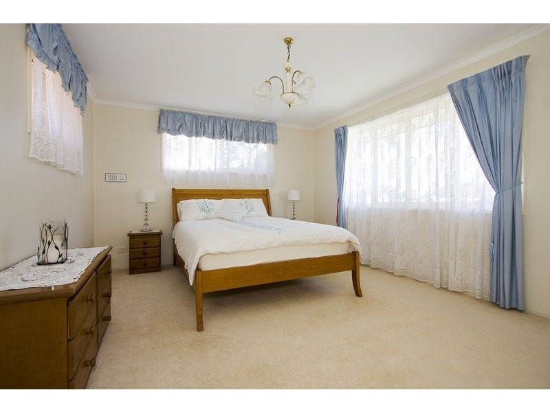 7 Eildon cl, Munruben QLD 4125