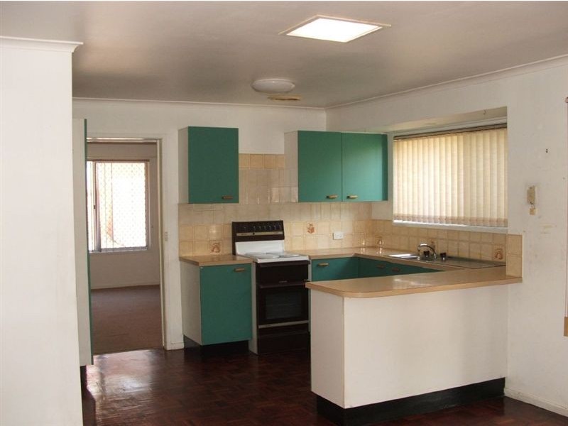 70 Estramina Rd, Regents Park QLD 4118