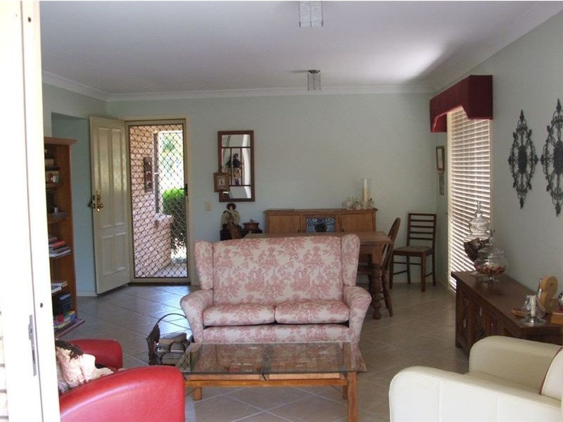 Regents Park QLD 4118