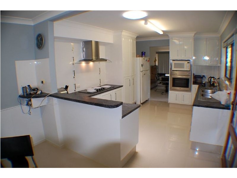 4 Fern Street, Browns Plains QLD 4118