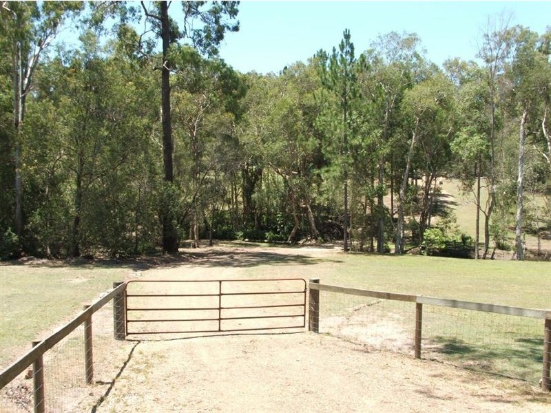 93-105 Cheviot Street, Greenbank QLD 4124