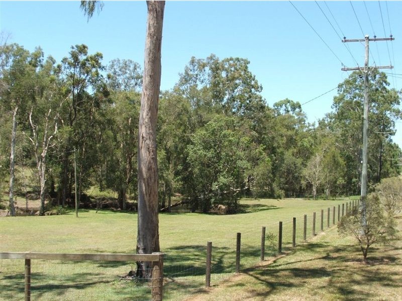 93-105 Cheviot Street, Greenbank QLD 4124