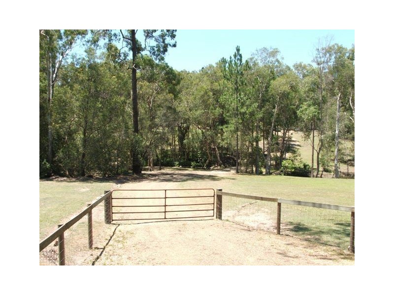 93-105 Cheviot Street, Greenbank QLD 4124