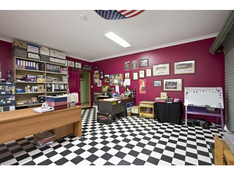 268 Holloway Rd, Chambers Flat QLD 4133