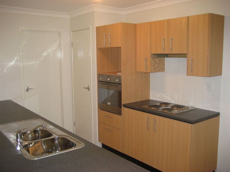 67 Parklands Drive, Boronia Heights QLD 4124