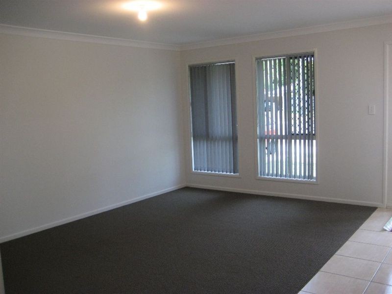 67 Parklands Drive, Boronia Heights QLD 4124