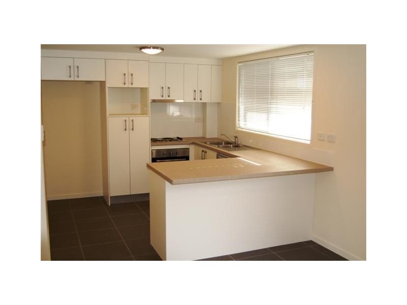 15/1-11 Emerald Dr, Regents Park QLD 4118