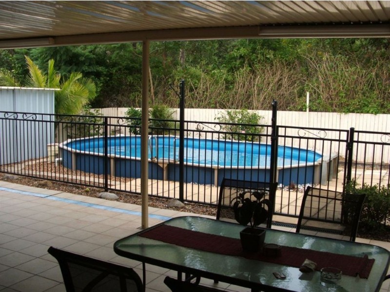 4 Riseborough, Crestmead QLD 4132
