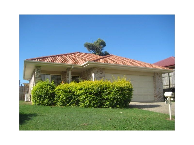 73 Grove Road, Edens Landing QLD 4207