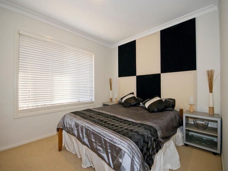 53 Lakeview Drive, Logan Reserve QLD 4133