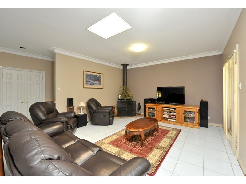 64 Lennons Rd, Greenbank QLD 4124