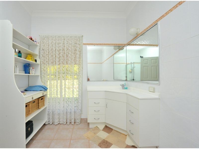 64 Lennons Rd, Greenbank QLD 4124