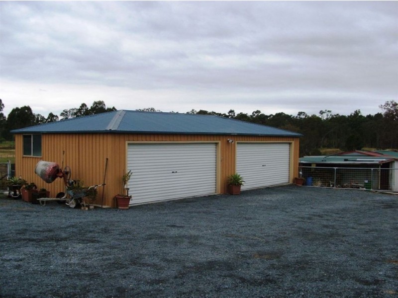 51 Dundee rd, North Maclean QLD 4280