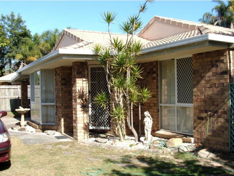 11 Wisteria Drive, Regents Park QLD 4118
