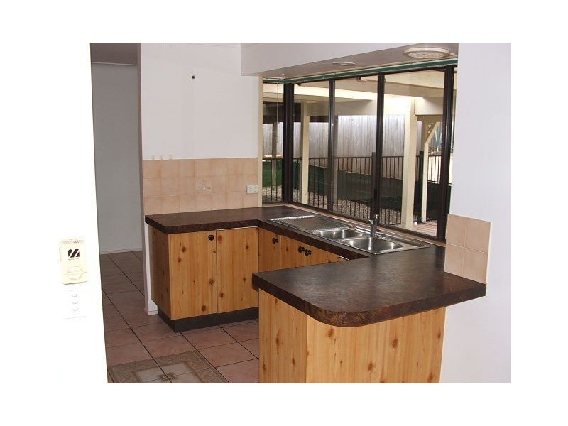 25 Oakdale Street, Browns Plains QLD 4118