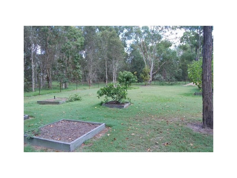 18 Leanne Court, Greenbank QLD 4124