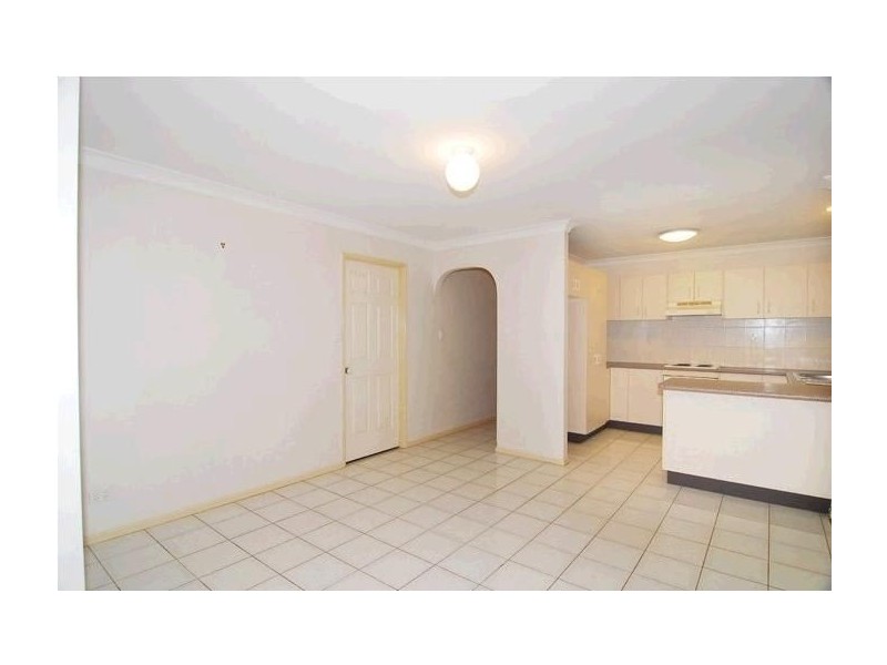7 Talty Rise, Regents Park QLD 4118
