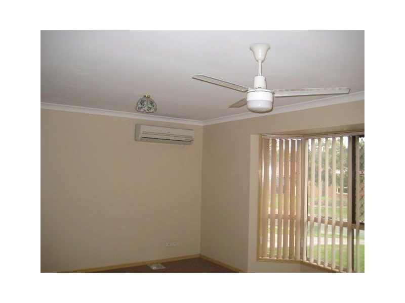 18 Cherrytree Place, Waterford West QLD 4133