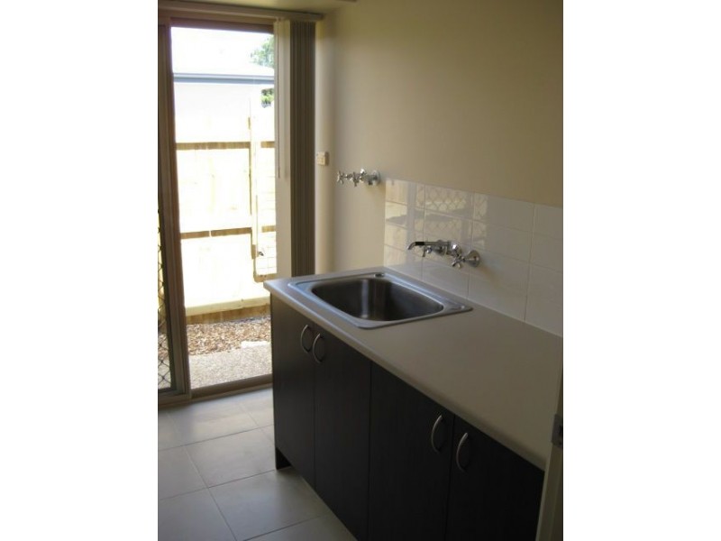 10 Serenity Ct, Crestmead QLD 4132