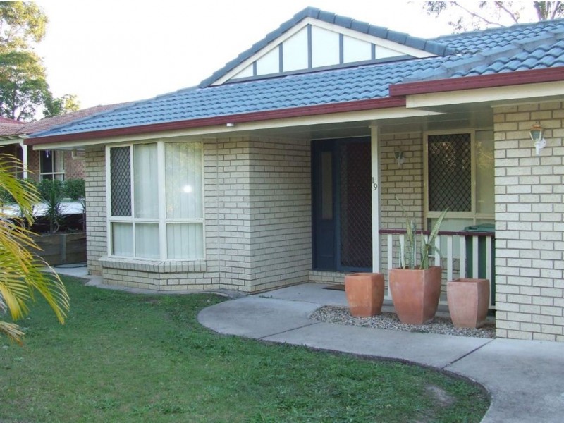 19 Melnik Drive, Loganlea QLD 4131
