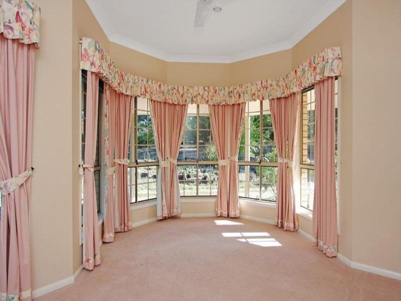 9-11 Spinebill Drive, Greenbank QLD 4124