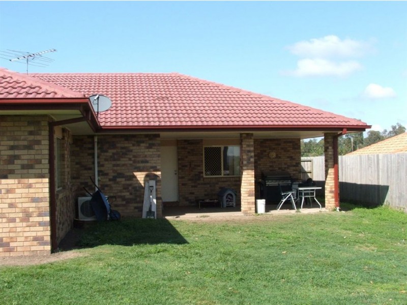 71 Grove Road, Edens Landing QLD 4207