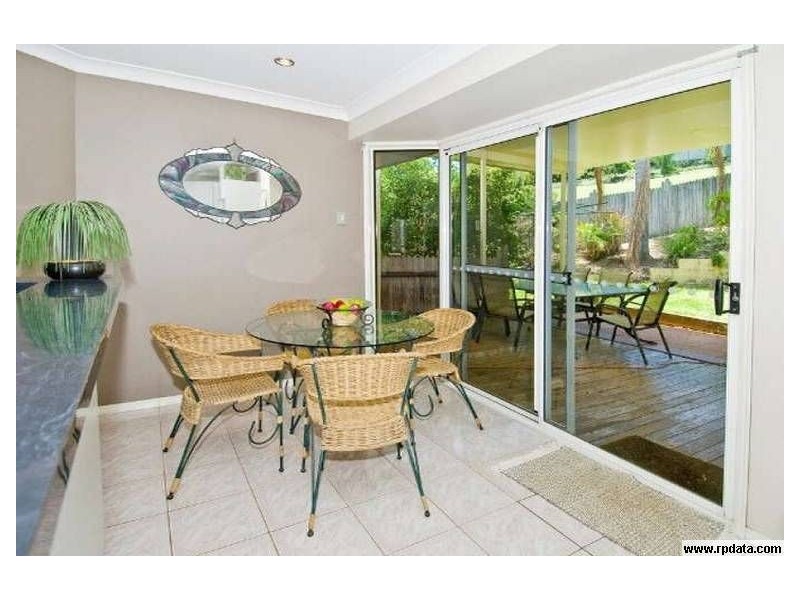 19 Castile Crescent, Edens Landing QLD 4207