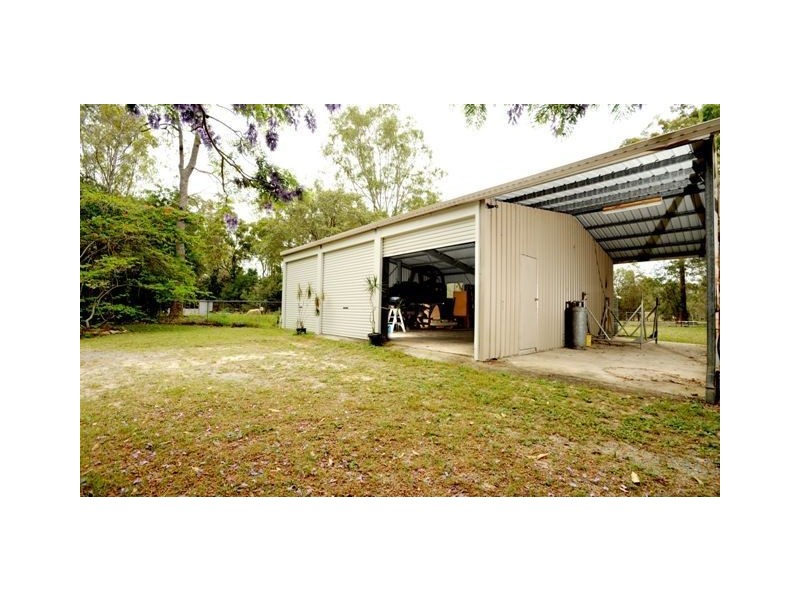 16 Alexander Ct, Chambers Flat QLD 4133