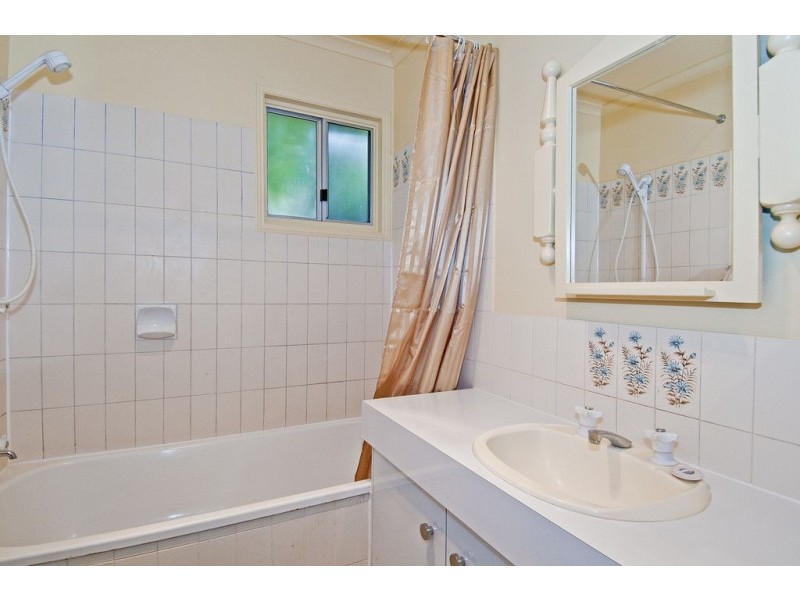 40 Strathallen Drive, Boronia Heights QLD 4124