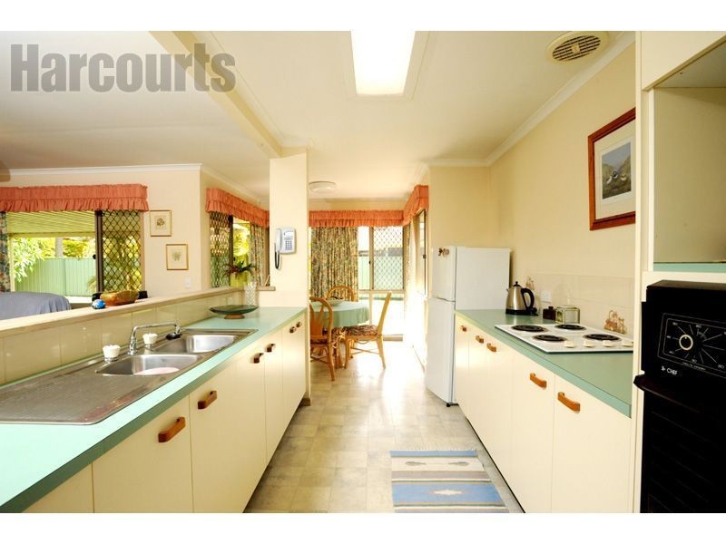 3 Kingvale Street, Regents Park QLD 4118