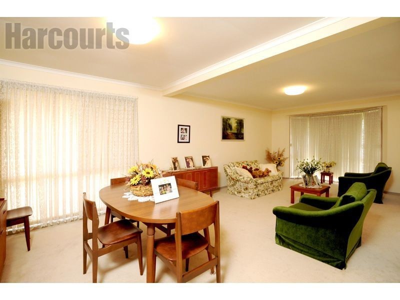 3 Kingvale Street, Regents Park QLD 4118