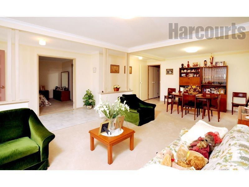 3 Kingvale Street, Regents Park QLD 4118