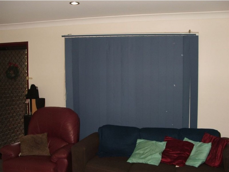 2 Dunbar Street, Browns Plains QLD 4118