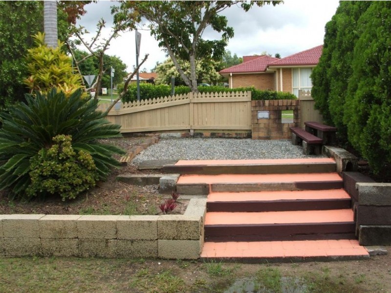 11 Thistle Street, Regents Park QLD 4118