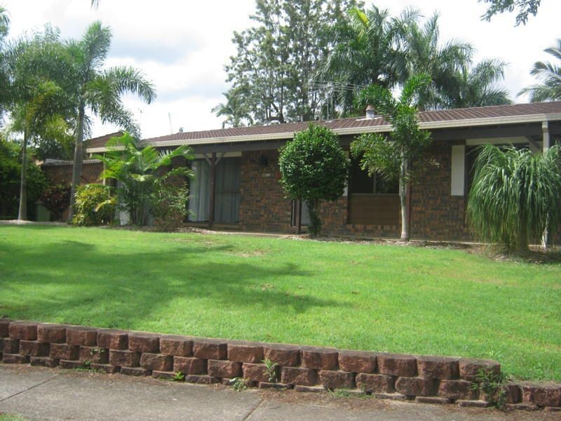 2 Cosway Street, Hillcrest QLD 4118