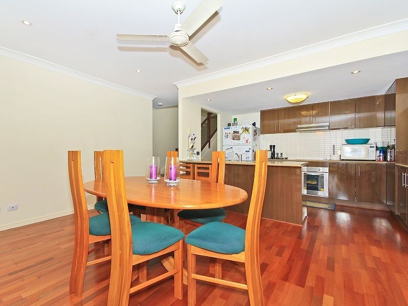 5 Kurrajong Street, Heathwood QLD 4110