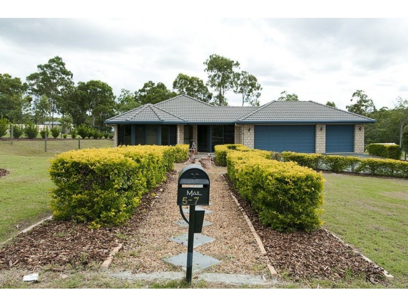 5-7 Laurina Drive, New Beith QLD 4124