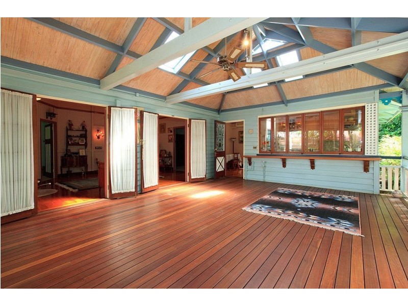 37 Amarina Avenue, Ashgrove QLD 4060